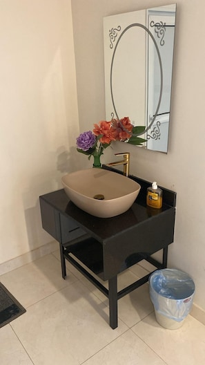 Luxury-Chalet, 2 Schlafzimmer, Whirlpool, Poolblick | Kostenloses WLAN