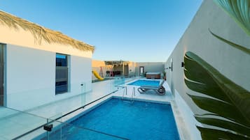 Luxury-Chalet, 2 Schlafzimmer, Whirlpool, Poolblick | Eigener Pool