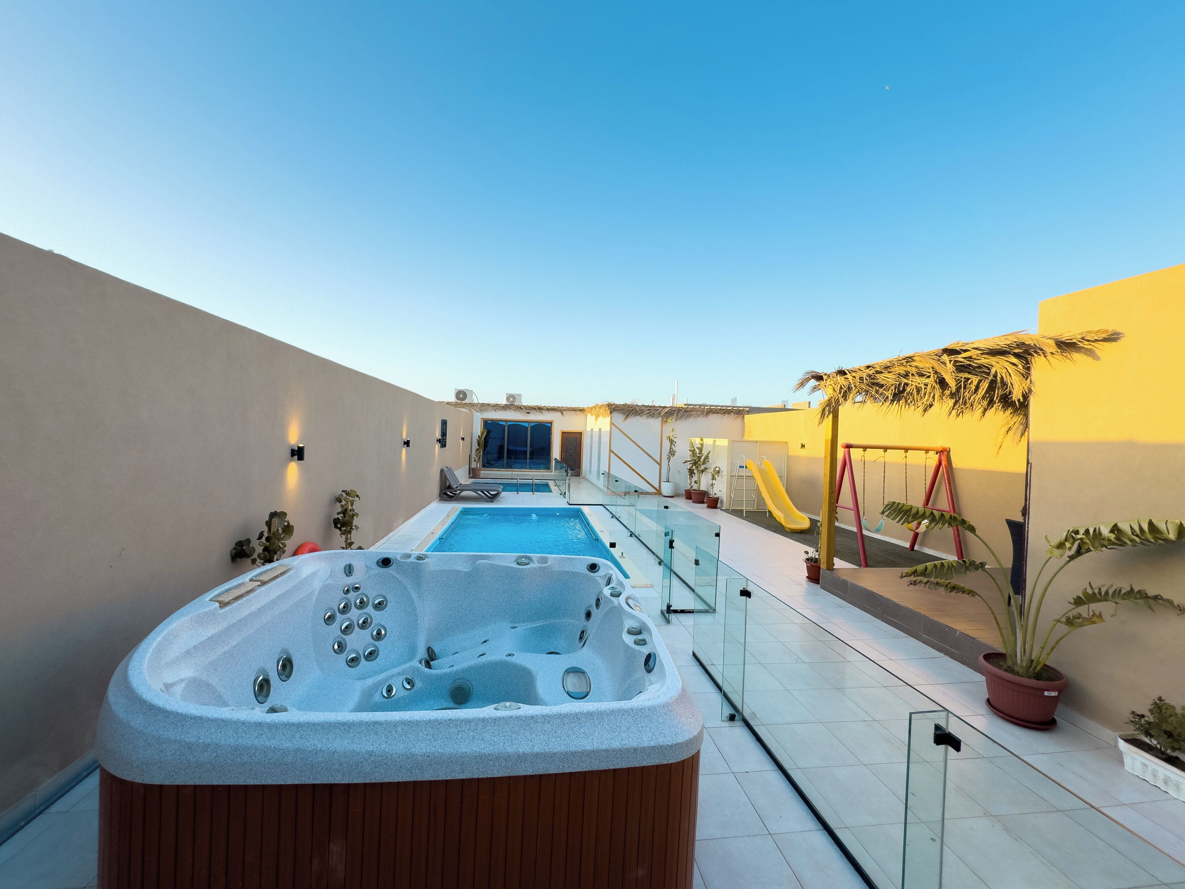 Luxury-Chalet, 2 Schlafzimmer, Whirlpool, Poolblick | Kostenloses WLAN