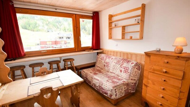 Unclassified image, 1 of 3, button - Studio for 3/4 People - LA Meije - 013me - Plagne Centre (La Plagne-Tarentaise)