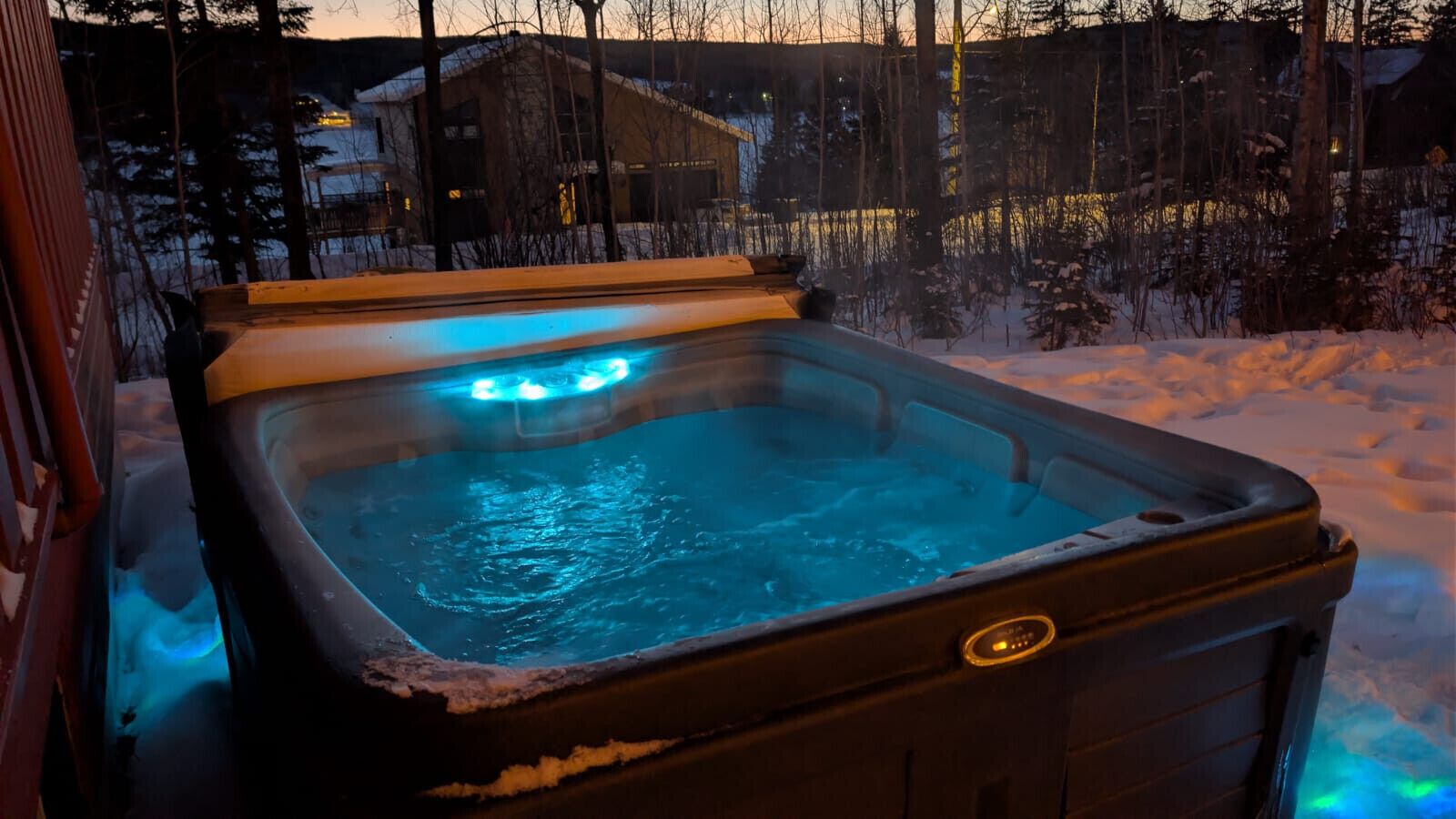 Bain à remous extérieur