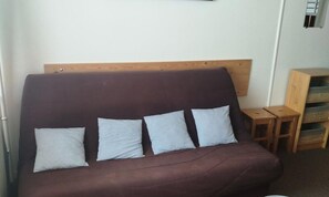 Interior - Studio for 5 People - Comfort (Bagnères-de-Bigorre)