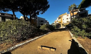 Property grounds - Apartment in Boucanet Near the Beach (Le Grau-Du-Roi)