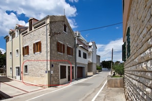 Esterni