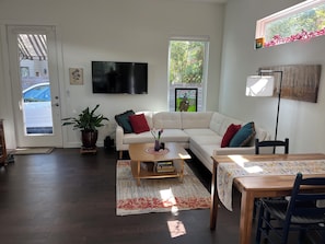 Interior - Historic Hyde Park Retreat – Classic Austin Living (Austin)