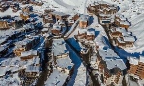 Aerial view - Apartment in Val Thorens Near Ski Lifts (Les Belleville)