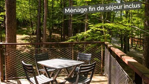 Outdoor dining - Apartment in Cevennes Near Stevenson Trail (La Bastide-Puylaurent)