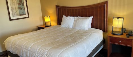 Basic Single Room | Iron/ironing board, free WiFi