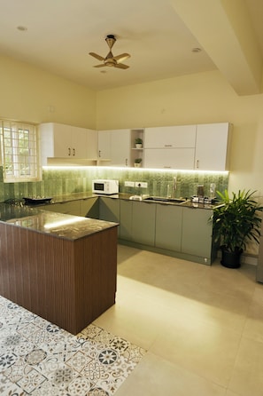 Private kitchen - AaraVilla · Serene Family Stay w/theatre room near Ashok Pillar (Chennai)