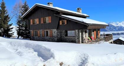 Chalet in Sybelles Near Ski Slope Views