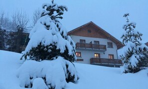 Exterior - Apartment in Les Clots Near Ski Lift (Valloire)