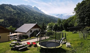 Outdoor dining - Apartment in Les Clots Near Ski Lift (Valloire)