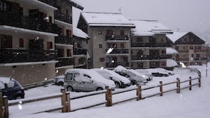 Property grounds - 2-room Cabin Apartment for 5 People, West-facing (Valloire)