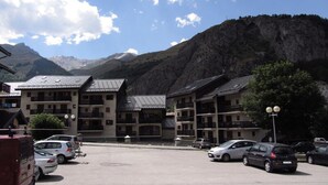 Exterior - 2-room Cabin Apartment for 5 People, West-facing (Valloire)