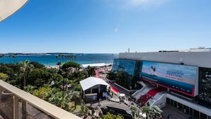 Unclassified image, 2 of 3, button - Apartment on Croisette With Sea View (Cannes)