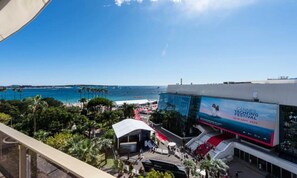 View from property - Apartment on Croisette With Sea View (Cannes)
