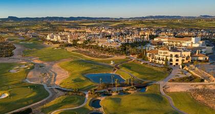 Casa Premium & Cozy | Pool, Golf, WiFi, Smart TV 65'', Central A/C