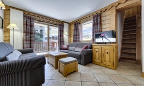 Living area - Apartment in Tignes Near Platieres Lift (Tignes)
