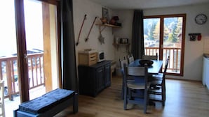 Unclassified image, 3 of 3, button - 2 Rooms for 6 People (Modane)