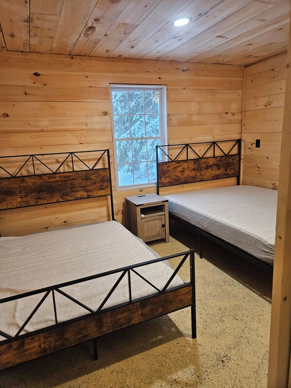 2 bedrooms, free WiFi, bed sheets