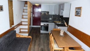Interior - 2-room Duplex Apartment for 6 People, Ski-in/ski-out, in the Village of Charmettoger in Arc 1800 (Bourg-Saint-Maurice)
