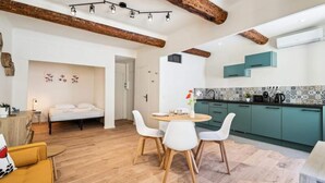 Unclassified image, 2 of 3, button - Apartments for 2 People (Antibes)