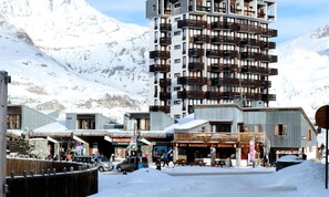 Exterior - Apartment in Tignes With Ski-in Ski-out (Tignes)