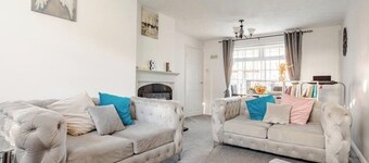 2 Bed House Amazing for holiday and short stays