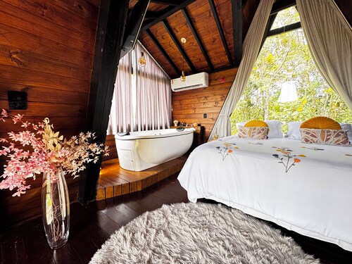 Retreat with Jacuzzi and Heater - Near Florianópolis