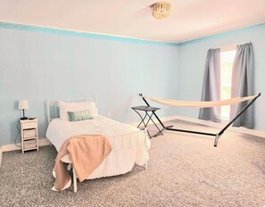 2 chambres, bureau, fer et planche à repasser, Wi-Fi gratuit