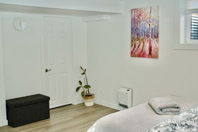 Hotel style suite A