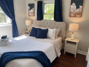 2 Schlafzimmer, Schreibtisch, Bügeleisen/Bügelbrett, kostenloses WLAN