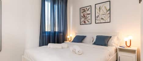 1 bedroom, free WiFi, bed sheets