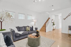 TV - San Antonio Home - 4 minutes from Downtown (San Antonio)