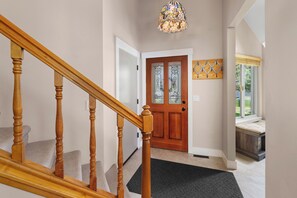 Interior - Remodeled Home in El Jebel with Outdoor Hot Tub & Office/Workout Room (Carbondale)