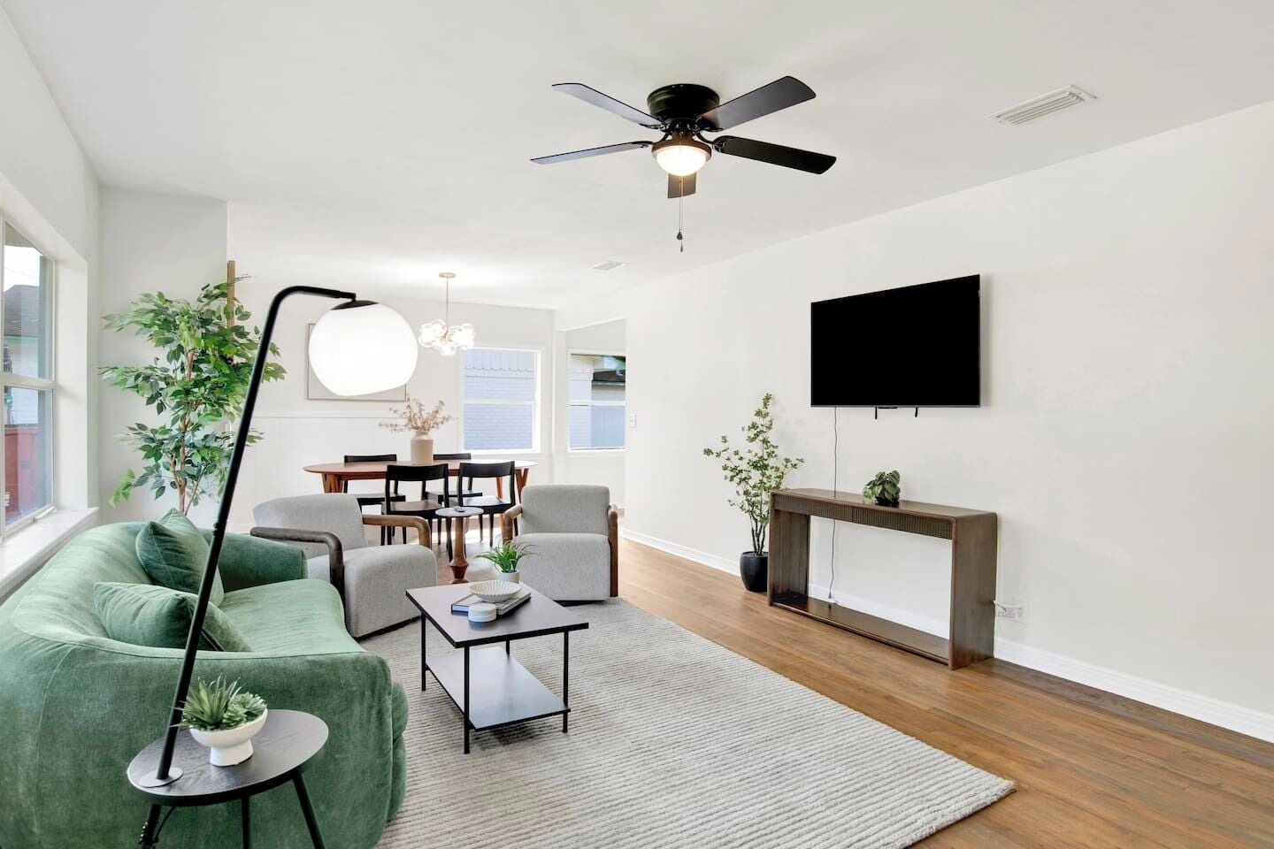 Smart TV, books, offices