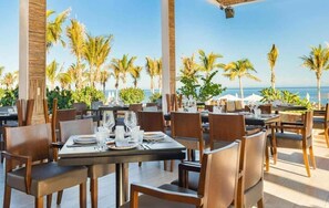 Outdoor dining - 2-BDR apartment in luxury resort between Los Cabos & San Jose, Mexico (San José del Cabo)