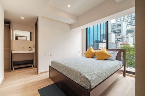 Brand New 2 BR Condo in Reforma - Queen Beds