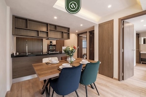 Appartement, Meerdere bedden, balkon, uitzicht op de stad (Rio Neva 38 - (01)) | Dineren