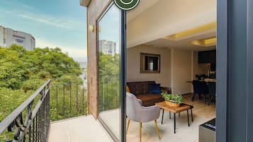 Apartment, Multiple Beds, Balcony, City View (Rio Neva 38 - (01)) | Property grounds