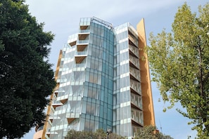 Exterior - New 1BR Condo in Front of Cibeles - Roma - Condesa (Mexico City)