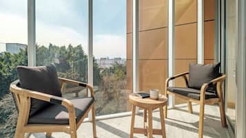 Apartment, 1 Double Bed, Kitchen, City View (Icon Cibeles 501) | Interior