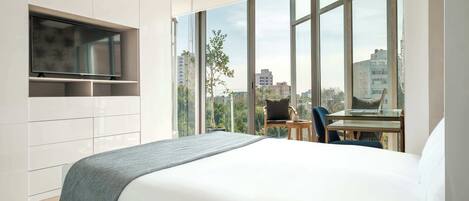 Apartment, 1 Double Bed, Kitchen, City View (Icon Cibeles 501) | 1 bedroom, individually decorated, individually furnished