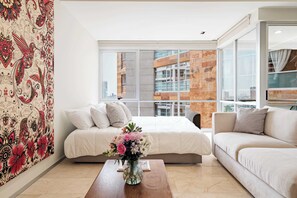 Apartment, 1 Queen Bed with Sofa bed, Balcony, City View (Hares Polanco-705) | 1 bedroom, individually decorated, individually furnished - Redesigned 1BR Condo in Polanco - Pool Gym - Padel (Mexico City)