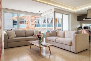 公寓, 1 張加大雙人床及 1 張梳化床, 露台, 城市景 (Hares Polanco-705) | 客廳