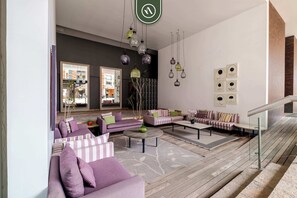 Apartment, 1 Queen-Bett und Schlafsofa, Balkon, Stadtblick (Hares Polanco-705) | Innenbereich