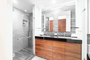Apartment, 1 Queen Bed with Sofa bed, Balcony, City View (Hares Polanco-705) | Bathroom | Towels - Redesigned 1BR Condo in Polanco - Pool Gym - Padel (Mexico City)