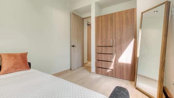 Appartement, 1 grand lit et 1 canapé-lit, cuisine, vue ville (Monterrey 200 203) | 2 chambres, décoration personnalisée, ameublement personnalisé