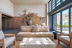 Studio, 1 Queen Bed, Kitchen, City View (Be Grand Reforma 3805) | Interior - Luxury Studio - Pool - Revolution Monument View (Mexico City)
