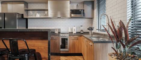 Apartment, Multiple Beds, Kitchen, City View (Cordoba 166 402) | Private kitchen